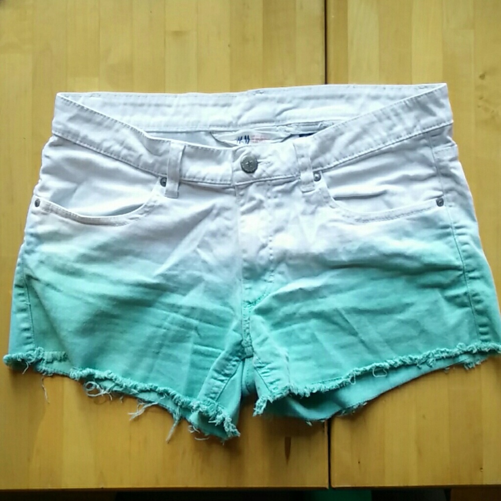 H&M Gradient Cut-Off Shorts
